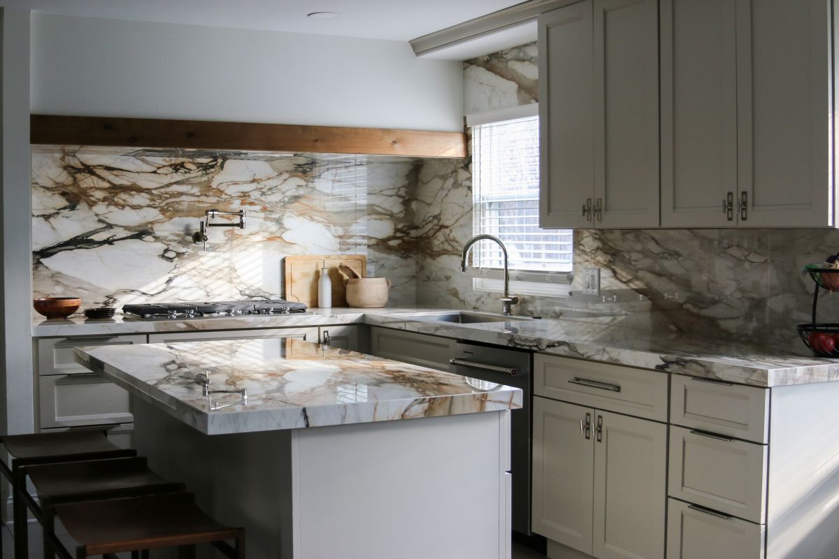 Parkside rd, naperville kitchen remodel | porcelain countertops with full-height porcelain backsplash