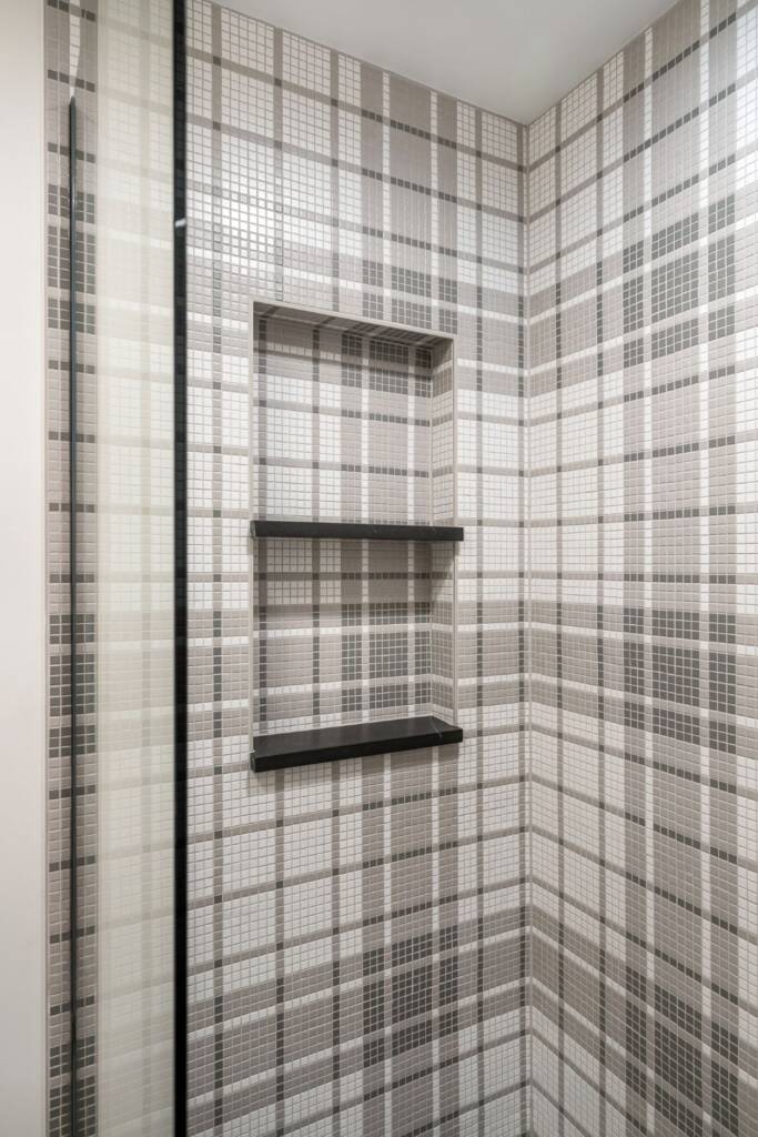 Kids bathroom shower with tile